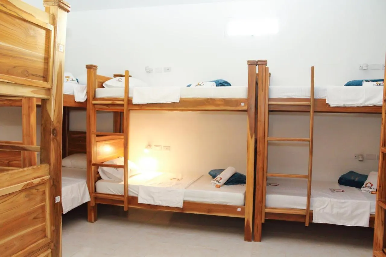 אכסניה Cartagena Hostal Casa Torres Centro Historico - Adults Only